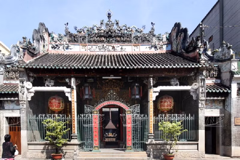 Chùa Bà Thiên Hậu - Chợ Lớn