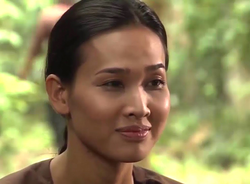 Dương Mỹ Linh vai Bạch Trà trong phim “Mỹ nhân Sài Thành”