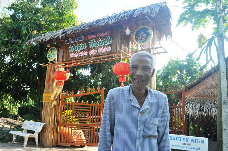 Lão nông làm du lịch sinh thái