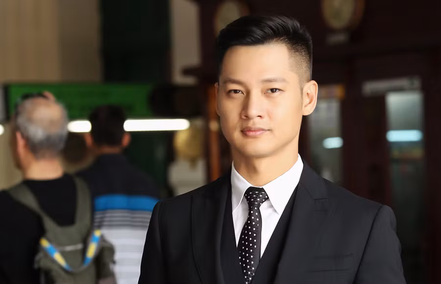 Ca sĩ Đức Tuấn 