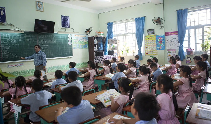 Tiết học trên lớp chương trình tiếng Anh “I –Learn Smart Start”