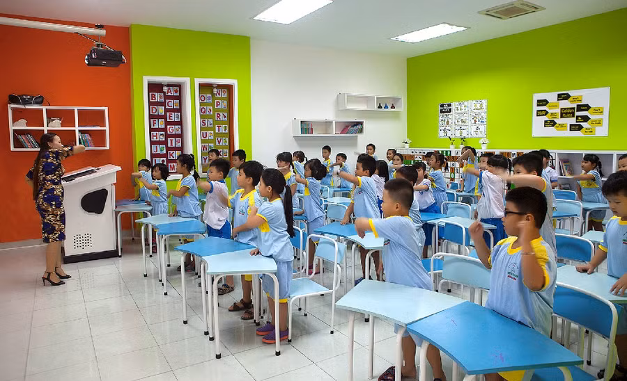 Một tiết học chương trình tiếng Anh i-Learn Smart Start tại Trường Tiểu học Nguyễn Thái Sơn, Q.3, TPHCM