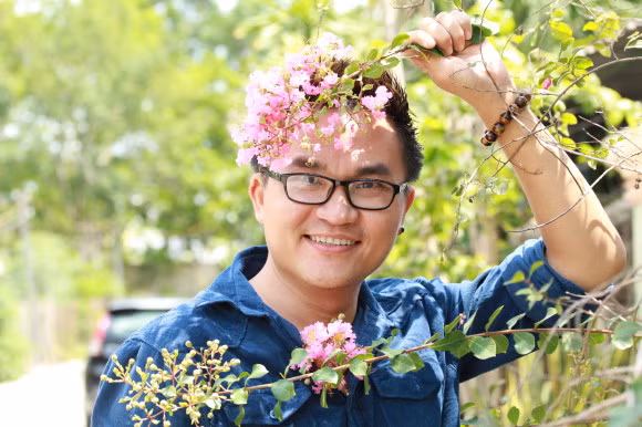 Cuộc sống tu bụi của MC đắt show bậc nhất