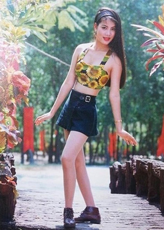 Trương Ngọc Ánh đăng quang hoa hậu từ năm 16 tuổi và là một người đẹp gây chú ý ngay từ khi còn ngồi ghế nhà trường. Trương Ngọc Ánh đăng quang hoa hậu từ năm 16 tuổi và là một người đẹp gây chú ý ngay từ khi còn ngồi ghế nhà trường.