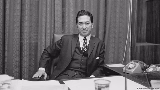 Hà Hồng Sân lúc trẻ.