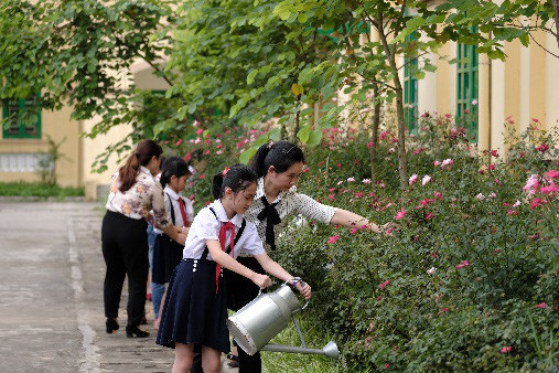 Quỹ 1 triệu cây xanh cho Việt Nam: lan tỏa tình yêu thiên nhiên, môi trường đến với học sinh - Ảnh 2. Quỹ 1 triệu cây xanh cho Việt Nam: lan tỏa tình yêu thiên nhiên, môi trường đến với học sinh - Ảnh 2.