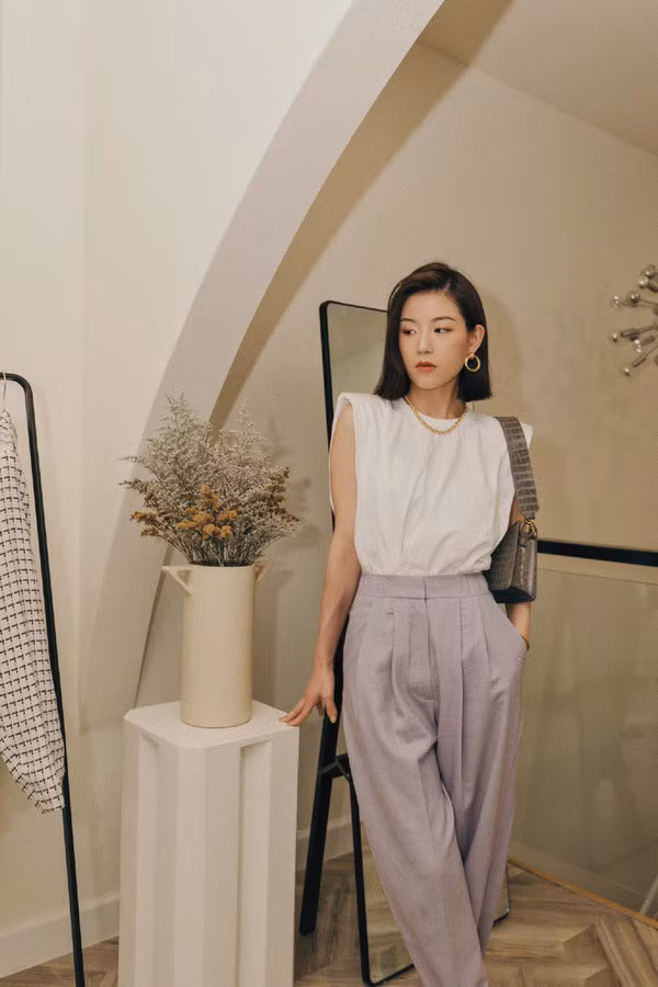 Các tín đồ sành mặc thường phối kiểu áo này với quần baggy rộng.