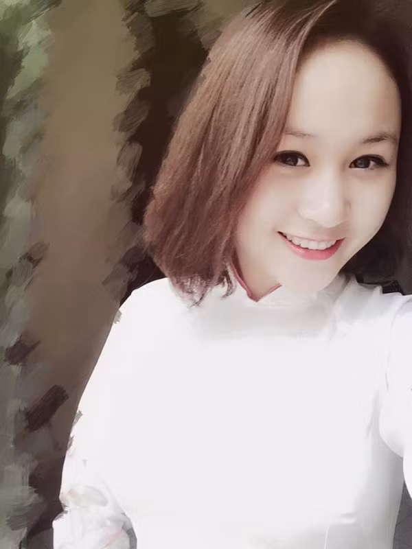 Hiện tại, sau khi tốt nghiệp, Thiện Thanh rất có thể sang Úc du học và ở cùng chị gái của mình. Cô gái trẻ cho hay bố Quốc Trung rất muốn điều đó xảy ra để con gái có thêm môi trường học tập tốt hơn.