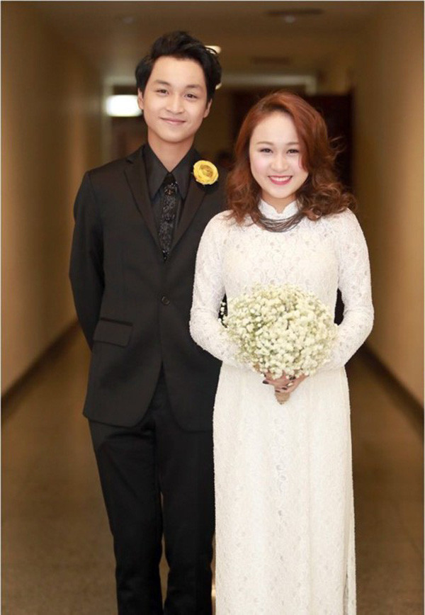 Đăng Quang sinh năm 1988. Cậu và chị gái Thiện Thanh là kết quả tình yêu của ca sĩ Thanh Lam và nhạc sĩ Quốc Trung. Sau khi bố mẹ ly hôn, Đăng Quang sống cùng bố và bà nội. Dù không được sống cùng mẹ nhưng Đăng Quang vẫn nhận được tình cảm đủ đầy của Thanh Lam. Vì sau ly hôn, mẹ và bố Đăng Quang vẫn giữ mối quan hệ tốt đẹp, cùng nhau chăm sóc các con.