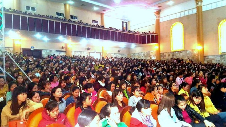 Hàng ngàn thí sinh dự buổi phổ biến nội quy quy chế tuyển dụng viên chức của Sở GD&ĐT Quảng Nam để chuẩn bị thi tuyển Hàng ngàn thí sinh dự buổi phổ biến nội quy quy chế tuyển dụng viên chức của Sở GD&ĐT Quảng Nam để chuẩn bị thi tuyển