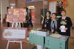 Quầy bún thịt nướng của sinh viên. (Ảnh: BTC).