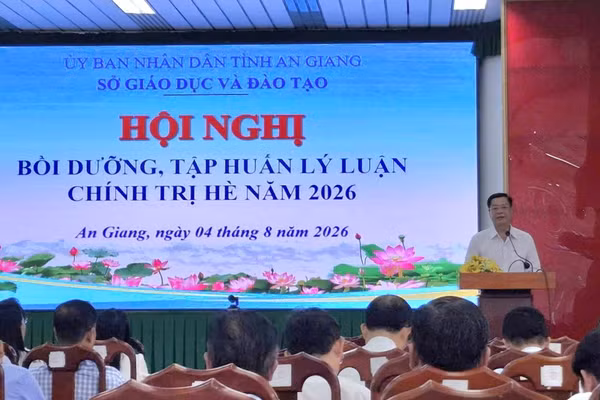 An Giang bồi dưỡng chính trị hè năm 2026 cho cán bộ, giáo viên.