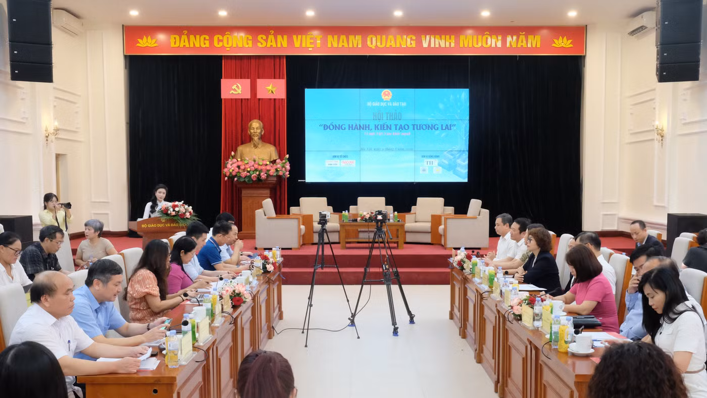 Đồng hành, kiến tạo tương lai: Vì một Việt Nam khỏe mạnh