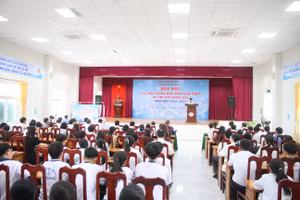 Quang cảnh buổi Họp mặt.
