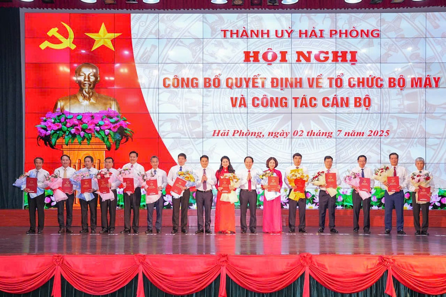 Ông Lương Văn Việt làm Giám đốc Sở GD&ĐT Hải Phòng