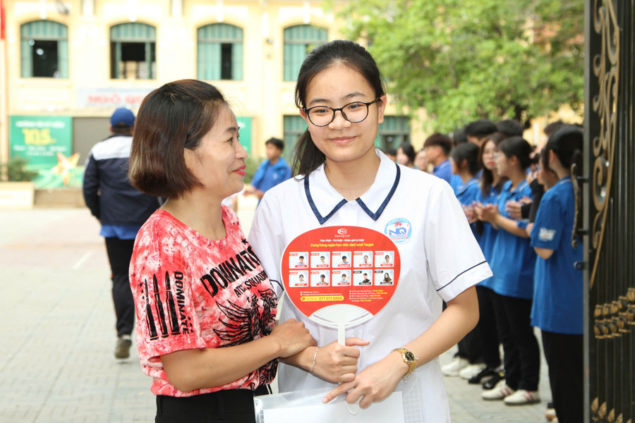thi-vao-10-2025-05.jpg