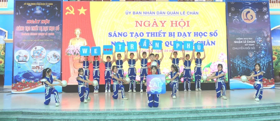 Học sinh quận Lê Chân hưởng ứng Ngày hội sáng tạo thiết bị dạy học số ngành GD&ĐT.