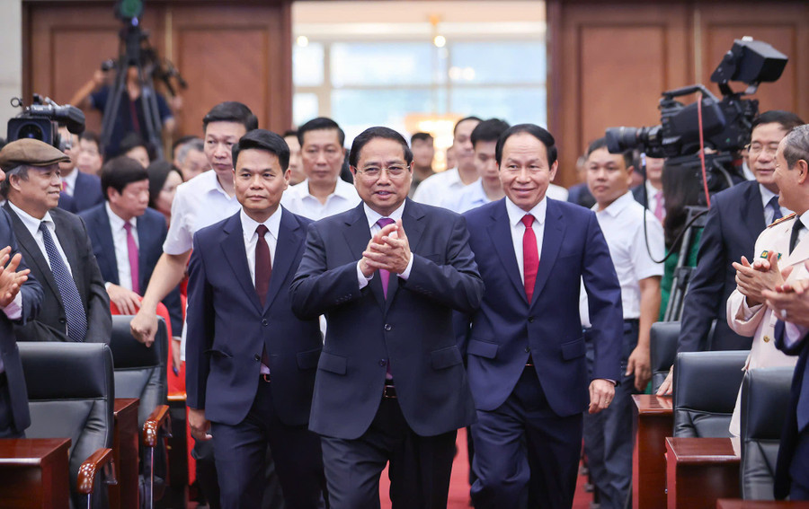 Thủ tướng Phạm Minh Chính cùng các đại biểu dự sự kiện tại Hải Phòng.