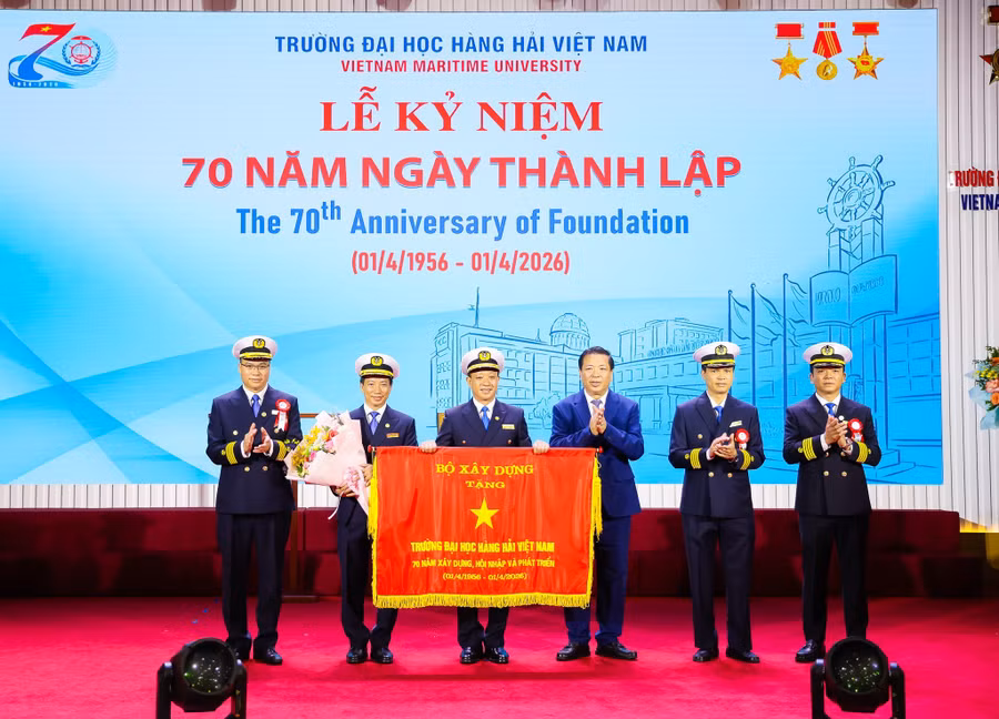 Trường Đại học Hàng hải Việt Nam kỷ niệm 70 năm Ngày thành lập