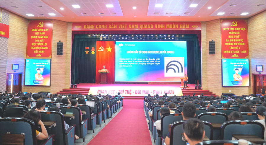 Chương trình tập huấn được tổ chức tại Nhà văn hoá An Dương.