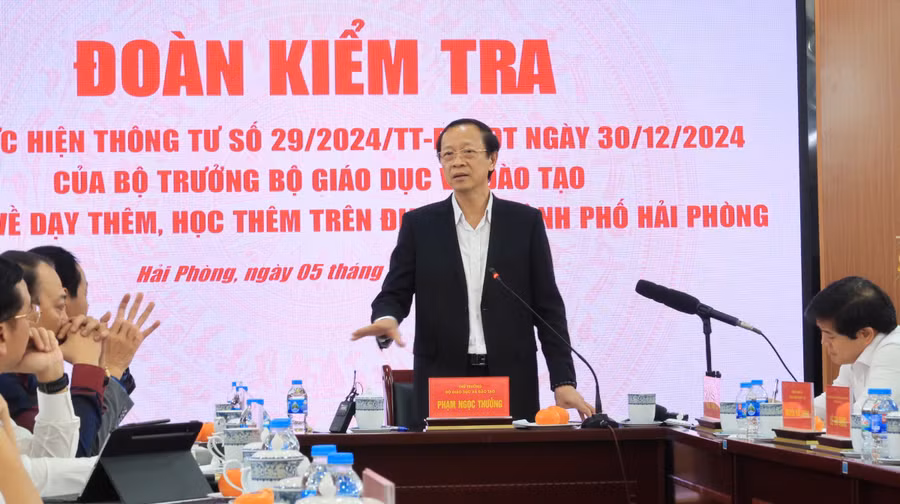 Thứ Trưởng Phạm Ngọc Thưởng làm việc với Sở GD&ĐT Hải Phòng về thực hiện Thông tư 29.