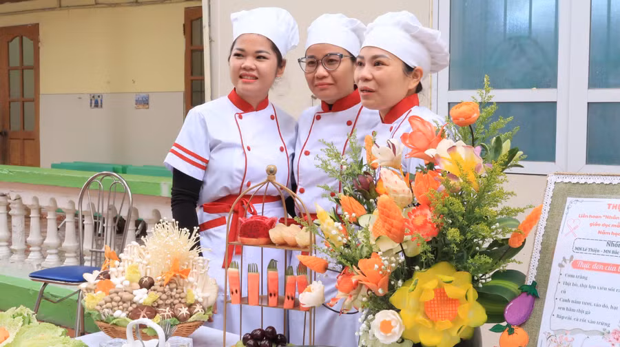 Nhân viên nuôi dưỡng trong các trường mầm non quận An Dương tham gia Liên hoan cấp quận.