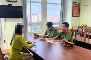 Công an TPHCM triệt phá đường dây hoạt động môi giới mại dâm cho một tiếp viên hàng không, người mẫu ảnh điều hành. (Ảnh: Công an TPHCM).