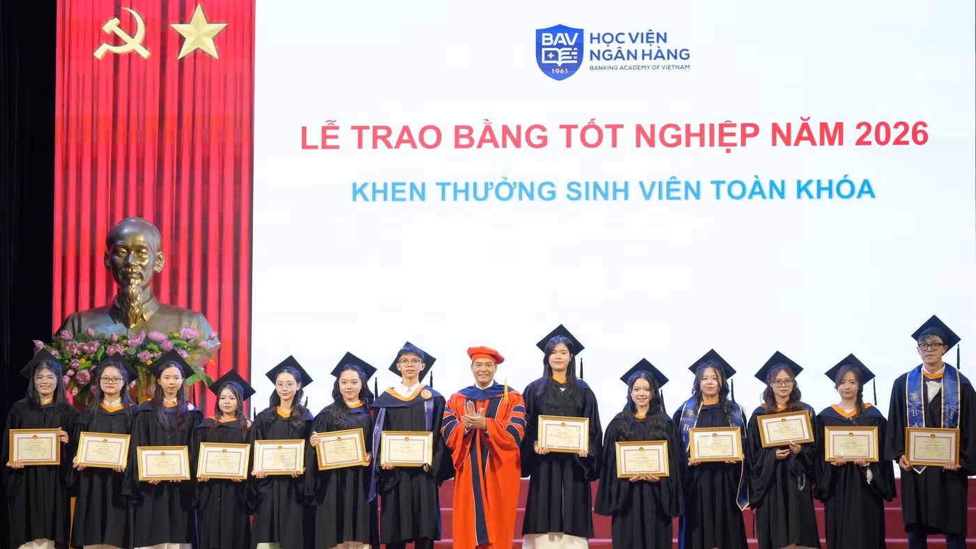 Sinh viên theo học tại Học viện Ngân hàng trong lễ trao bằng tốt nghiệp năm 2026. Ảnh: NTCC.