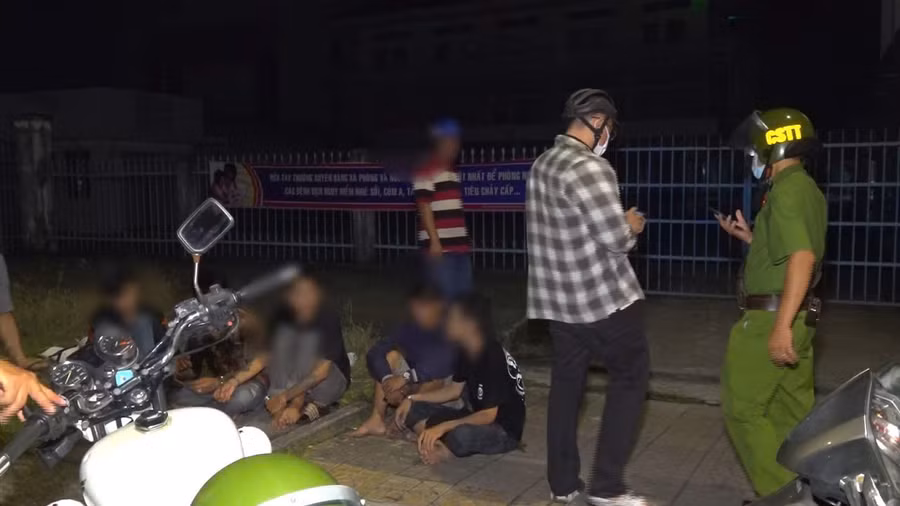 Công an tỉnh Cà Mau kịp thời ngăn chặn nhóm thanh niên thanh toán nhau bằng vũ khí.