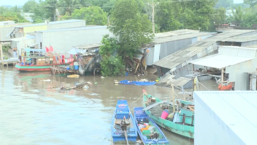 Khu vực xảy ra sạt lở.