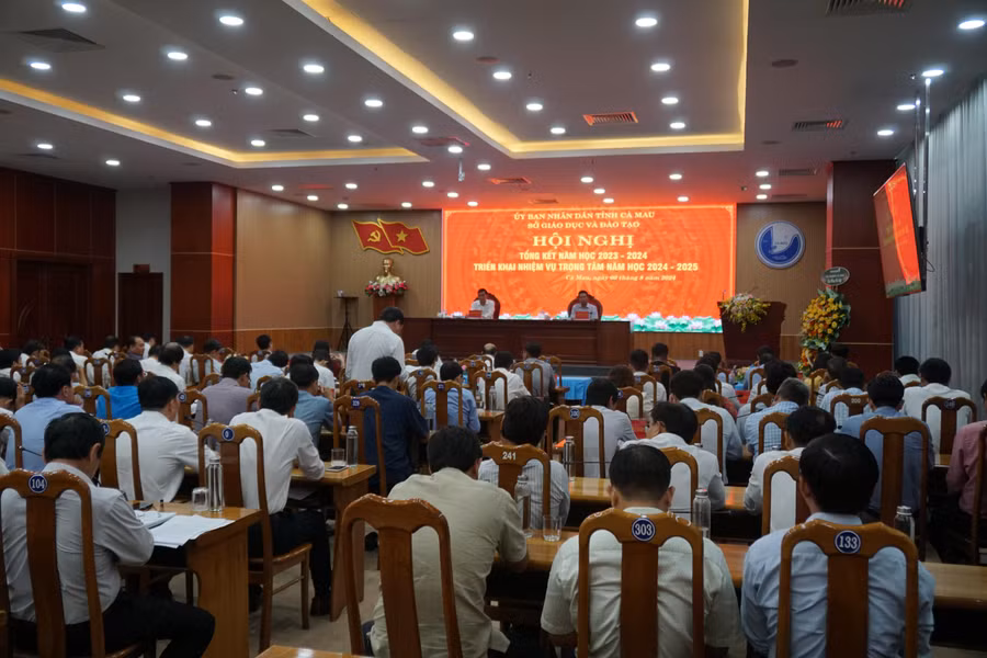 hoi nghi giao duc.JPG