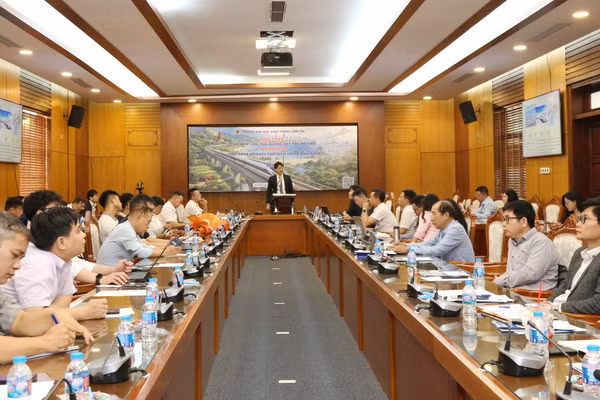 Toàn cảnh hội thảo.