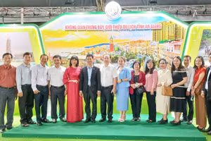 Không gian trưng bày, giới thiệu du lịch tỉnh An Giang tại Ngày hội.