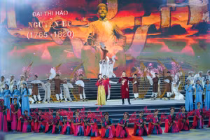 Chương trình Kỷ niệm 260 năm Ngày sinh Đại thi hào Nguyễn Du.