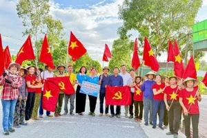 Bình dân học vụ số ở địa phương 4 lần là đơn vị Anh hùng