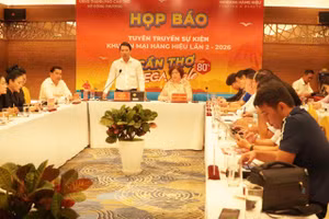 Quang cảnh buổi họp báo.