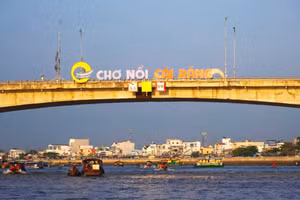 Chợ nổi Cái Răng, một địa điểm du lịch đặc trưng của TP Cần Thơ. Ảnh: Yến Phương