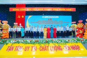 Thầy và trò Trường Đại học Kiên Giang quyết tâm thực hiện thắng lợi các nhiệm vụ năm học mới.