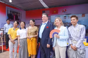 Theo bà Melissa A. Brown, Tổng lãnh sự Hoa Kỳ tại TP Hồ Chí Minh, chương trình là cơ hội để hai quốc gia gắn kết học hỏi, hợp tác. Ảnh: Yến Phương.