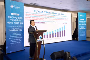 Ths.BS.CKII Trần Phước Hòa chia sẻ tại Hội nghị.