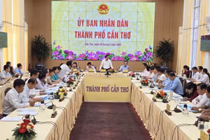 Quang cảnh buổi làm việc.