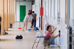 Trường Tiểu học Trần Quốc Toản, TP Cần Thơ tích cực chuẩn bị cho năm học mới. Ảnh: Yến Phương.