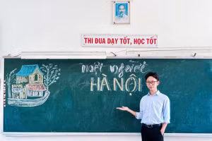 Thầy Trần Minh Tâm, giáo viên có nhiều năm công tác tại Trường THPT chuyên Thoại Ngọc Hầu (Long Xuyên, An Giang).