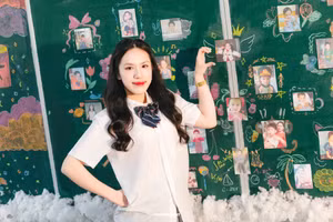 Em Trần Kim Ngân (lớp 12 Anh – Trường THPT Chuyên Hà Tĩnh) thủ khoa toàn tỉnh khối D01.