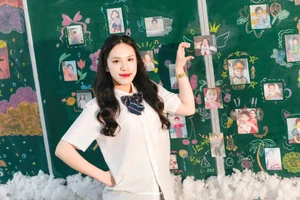 Em Trần Kim Ngân (lớp 12 Anh – Trường THPT Chuyên Hà Tĩnh) thủ khoa toàn tỉnh khối D01.