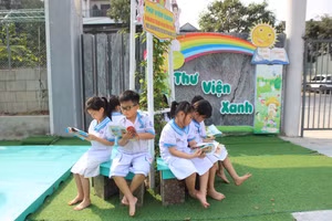 Ngắm không gian đọc sách từ lớp ra tận sân trường