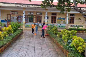 Trong sáng 20/9, có 10 trường mầm non tại huyện Hương Khê (Hà Tĩnh) cho học sinh nghỉ học tránh mưa bão.