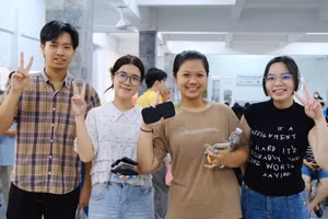 Các thí sinh tham gia Kỳ thi V-SAT năm 2025 của Đại học Cần Thơ. (Ảnh: Yến Phương)