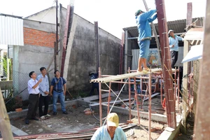 Nhiều hộ dân có được tổ ấm kiên cố từ kết quả triển khai xóa nhà tạm, nhà dột nát ở Cần Thơ.