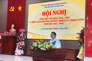 Ông Trần Quang Bảo, Giám đốc Sở GD&ĐT tỉnh An Giang phát biểu tại Hội nghị.